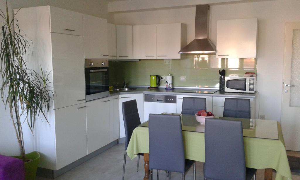 טרוגיר Apartment Mery מראה חיצוני תמונה